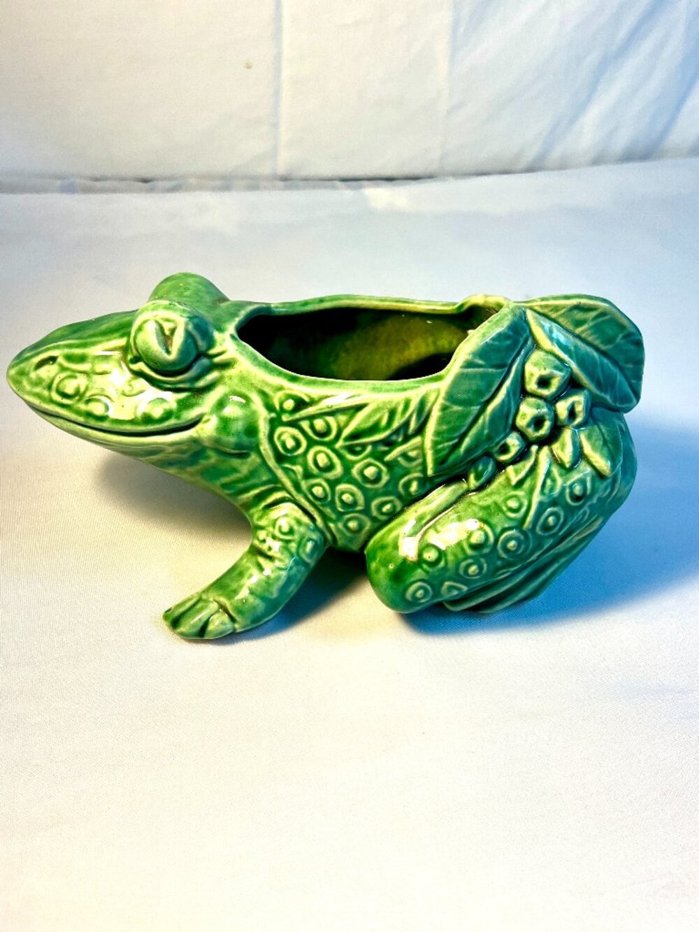 Vintage McCoy Pottery Green Frog Planter USA - B4